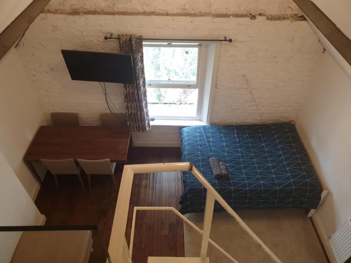 Mezzanine Studio Apartment London Exteriör bild