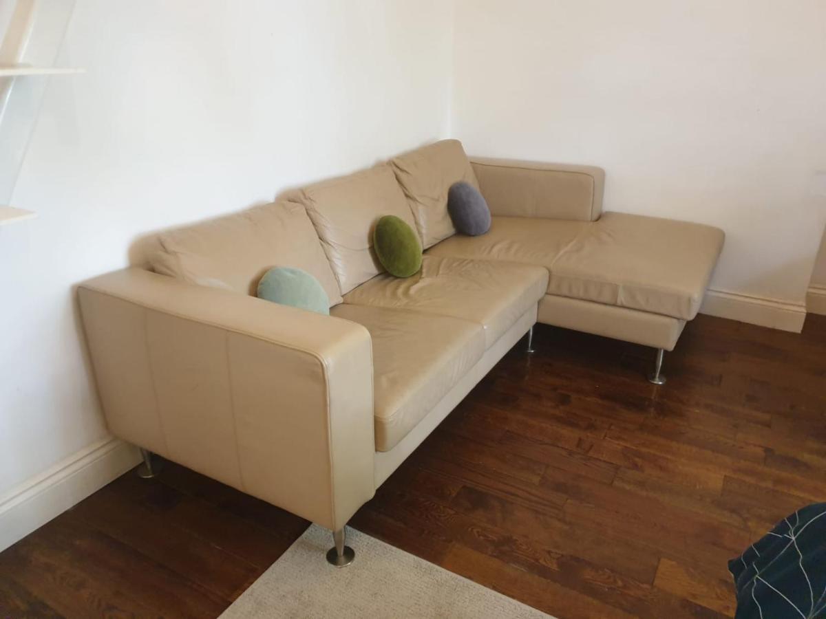 Mezzanine Studio Apartment London Exteriör bild