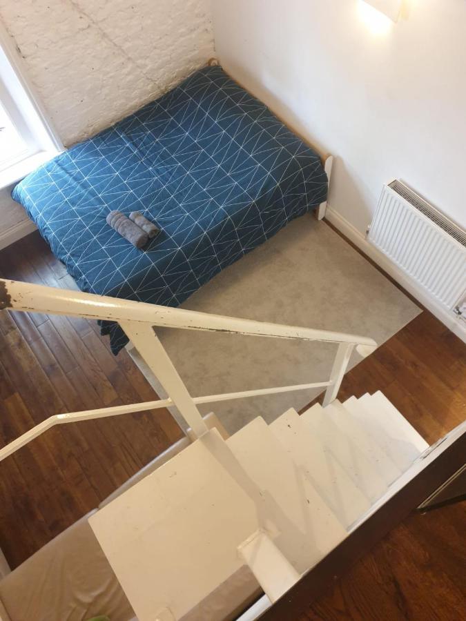 Mezzanine Studio Apartment London Exteriör bild